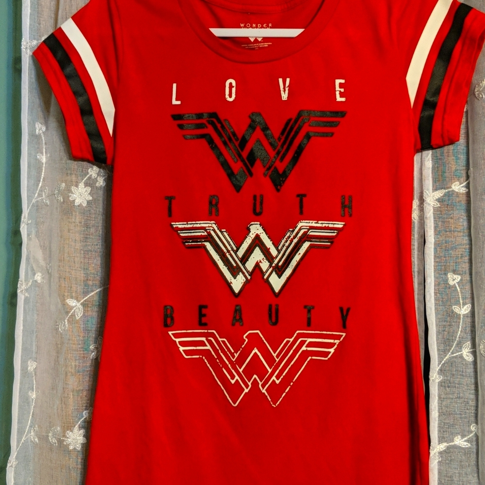 Wonder woman top